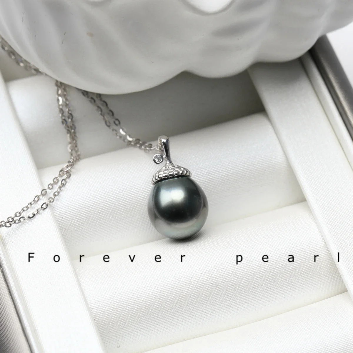 

Luxury and Noble 9-11mm Natural Sea Water Black Tahitian Pearl Pinecone Pendant Necklace S925 Sterling Silver Charm Jewelry