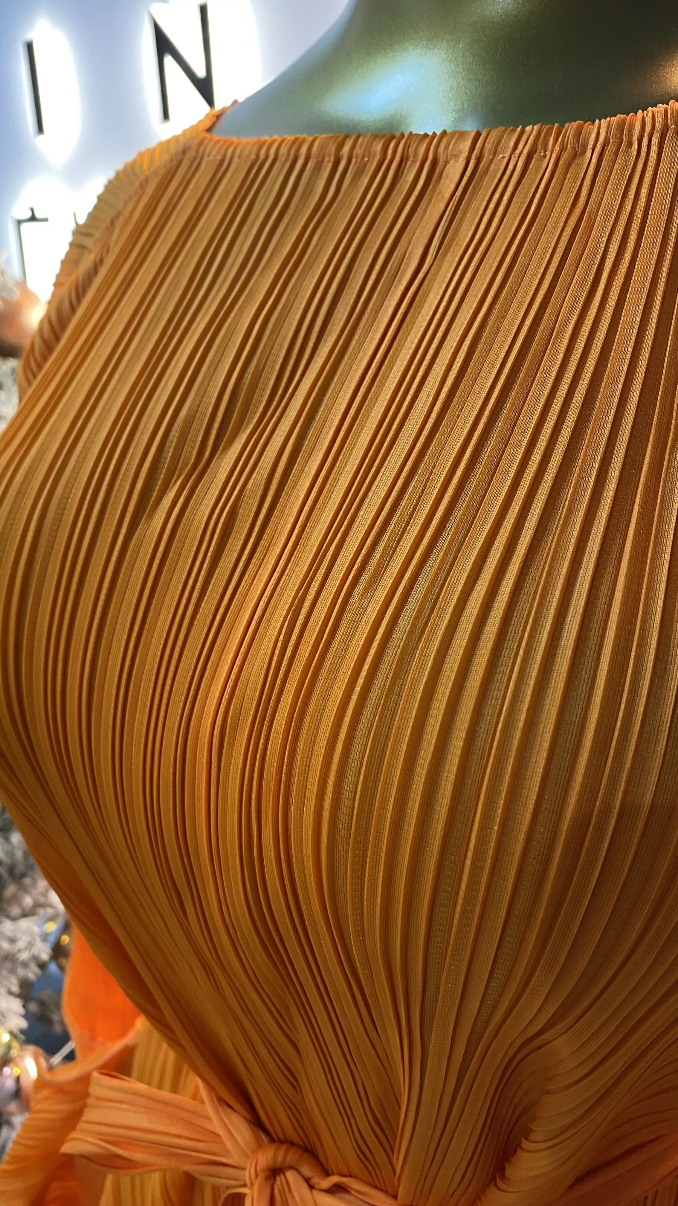 فستان نسائي عالي الجودة بأكمام بتلات مطوية مع سترة وحزام وطية صدر السترة، فستان طويل بمقاس كبير-GZXX038