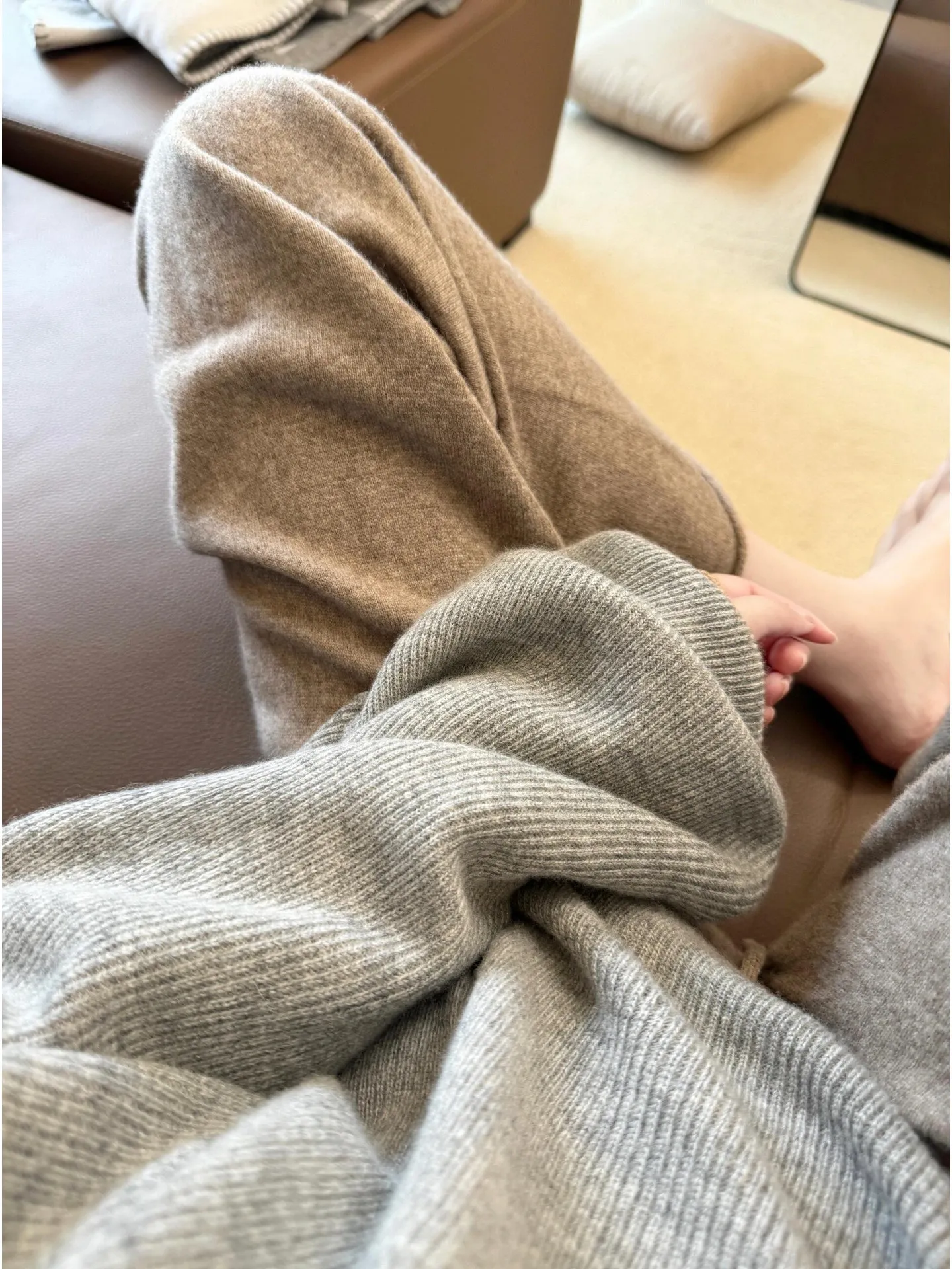 여성용 하이웨이스트 와이드 레그 팬츠 니트 소재 부드럽고 드레이프한 루즈핏 가을 겨울 슬림핏 스트레이트 캐주얼 바지 롱 팬츠