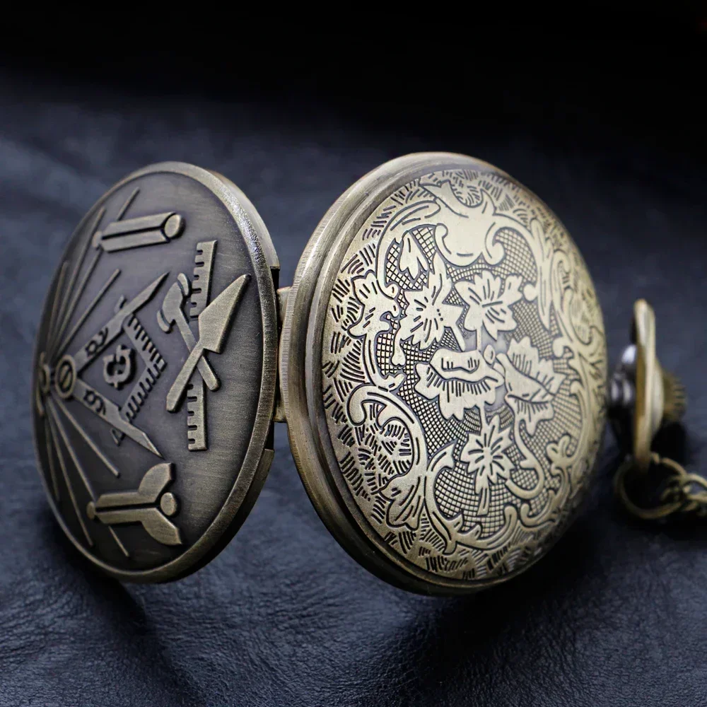 Exquisito colgante de reloj de bolsillo de cuarzo de bronce con símbolos misteriosos y herramientas, diseño de cadena, regalos, ideal para hombres y mujeres