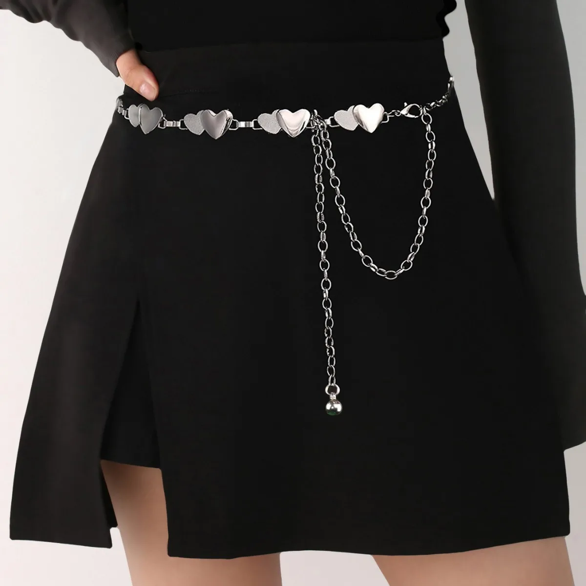 Women's Waist Chain Belt Luxury Silver Waist Chain Belts with Heart Design for Dress Fringes Decoration Waistbands Body Jewelry