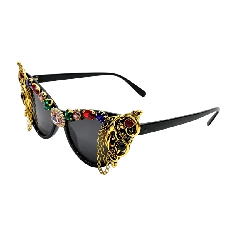 X5XA Travel Photo Sunglasses with Dark Tint Finish, Linked Chain Detail and Gold-Tone Temple Trim, Statement Party Accessory for