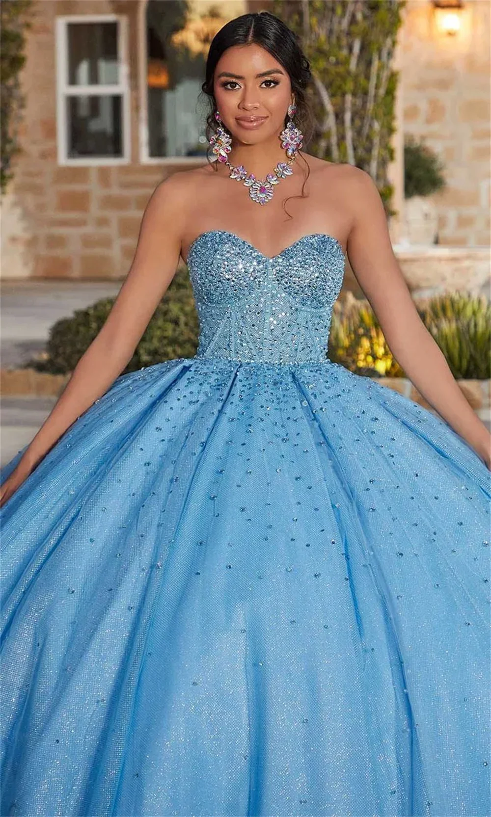 Elegant Off the Shoulder Tulle Ball Gown Prom Dress 2024 แขนพองที่สวยงามและการออกแบบความยาวพื้นสําหรับกิจกรรมตอนเย็น