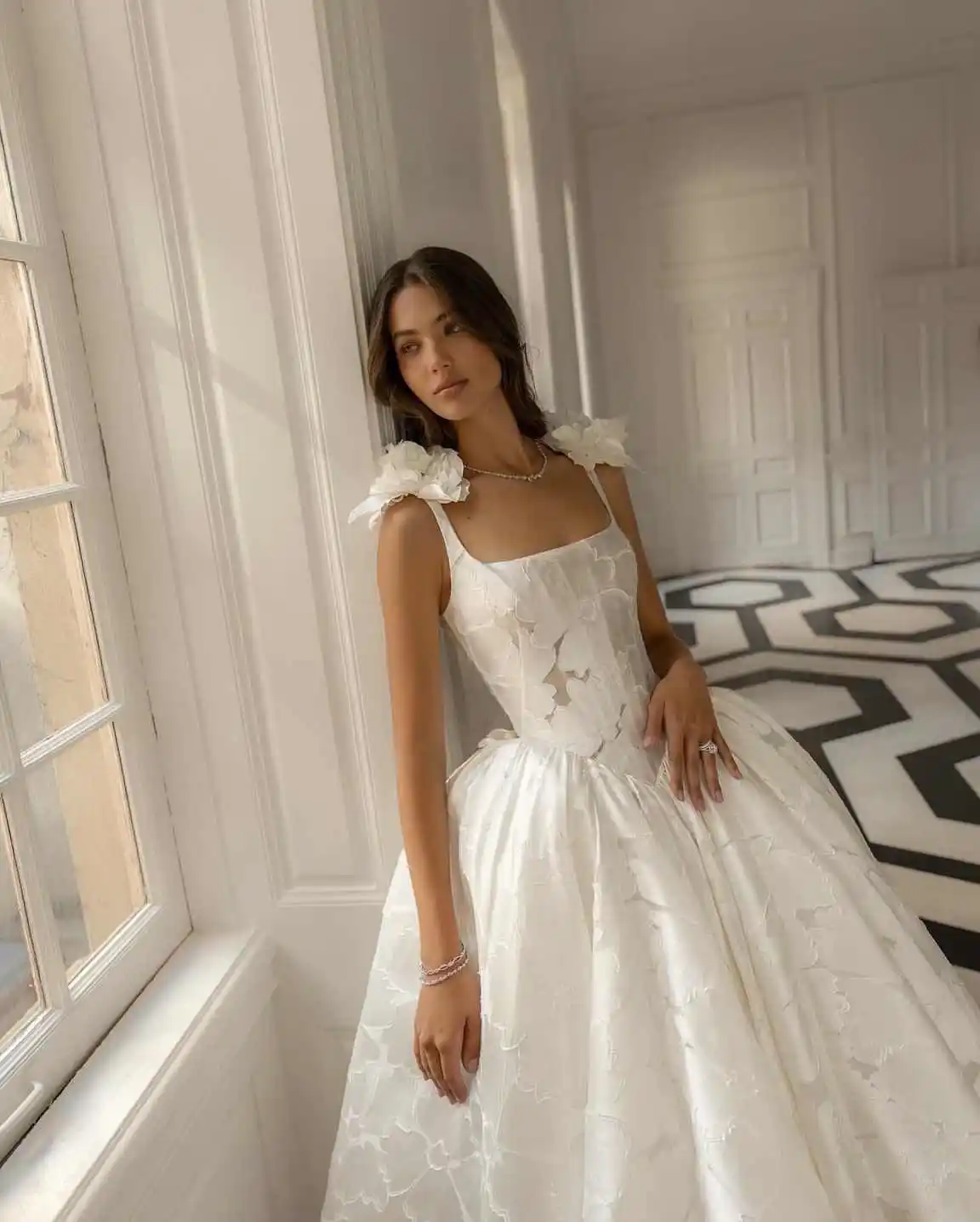 Элегантные кружевные свадебные платья принцессы трапециевидной формы, винтажные свадебные платья с квадратным вырезом, атласный халат без рукавов по индивидуальному заказу De Mariée