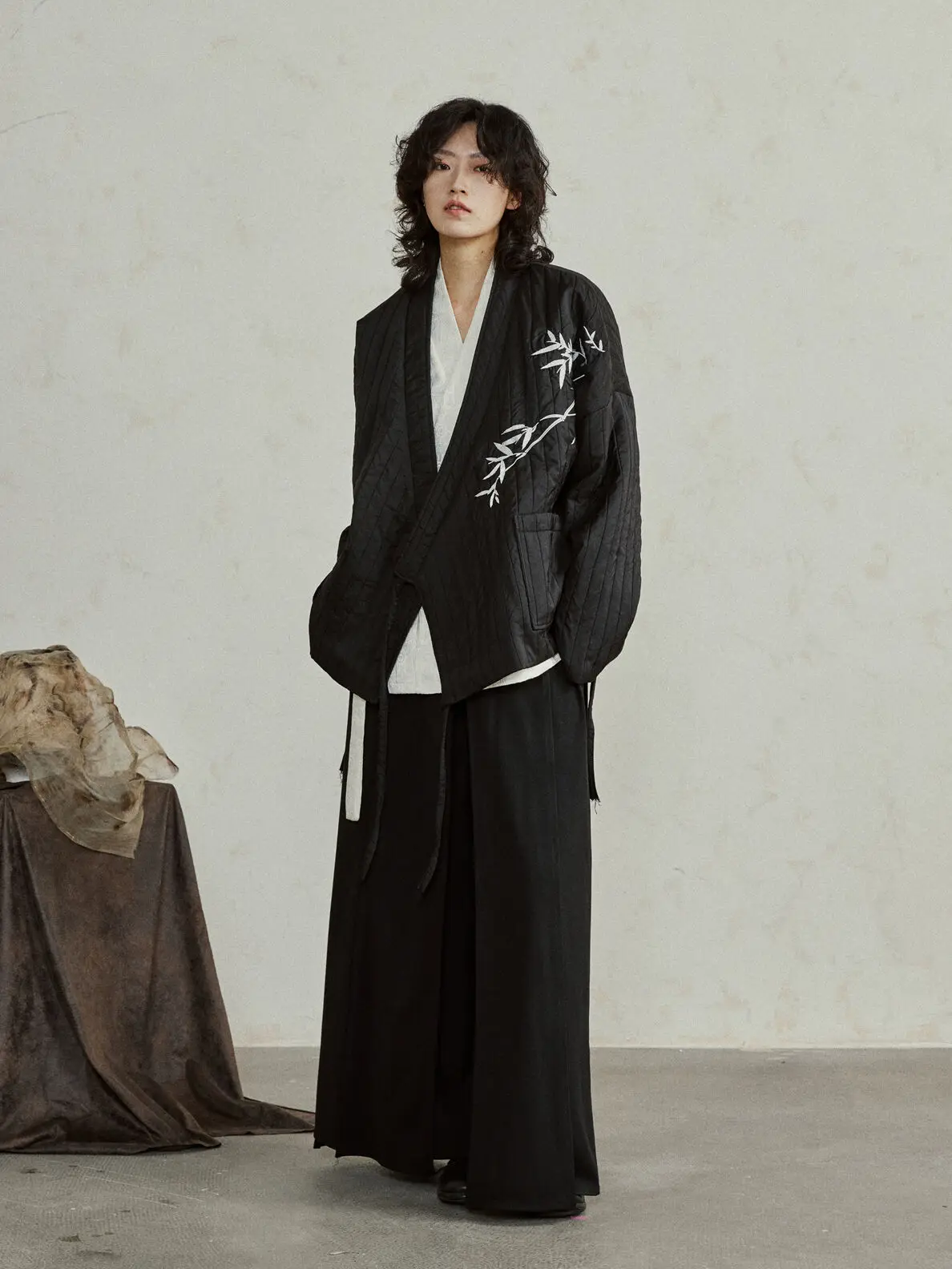 UMI MAO Yamamoto Dark Coat Unusual Design Sense Bamboo Leaf Embroidery New Chinese Lace Up Short Thin Cotton Coat Femme  Men