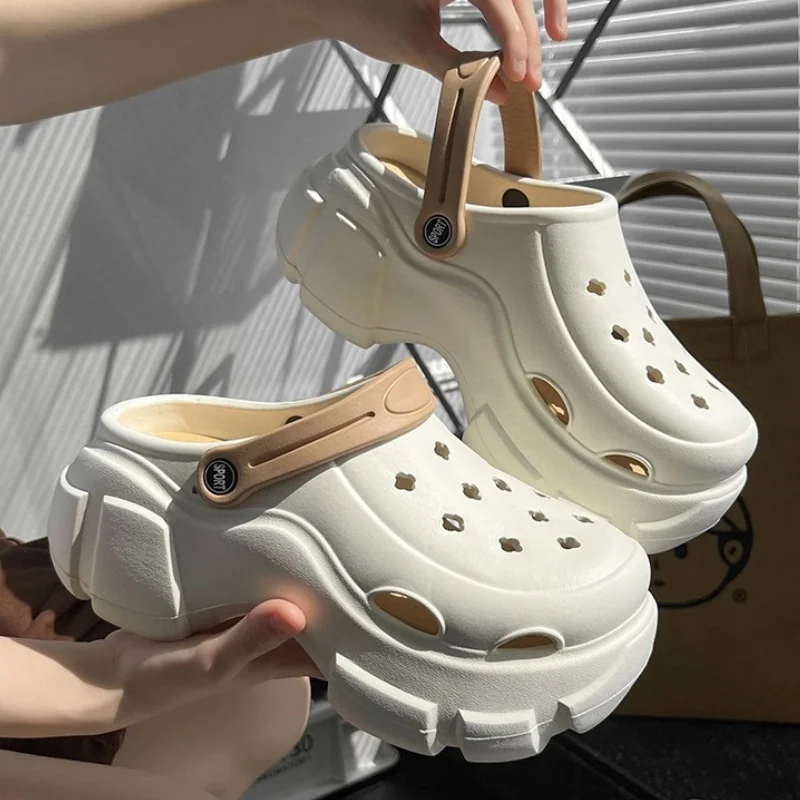 Sandales coordonnantes à talons hauts, chaussures à trous optiques de 7cm, chaussures à plateforme pour la maison, chaussures de plage d'été, mode 2024