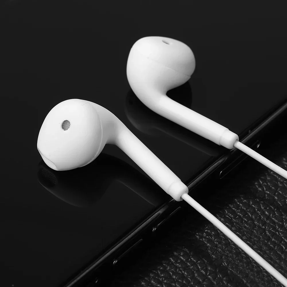 

Noise Canceling Microphone 3.5mm Wired Earbuds Earphones with Fitness Headsets Stereo earphone Headphone Plug Sports