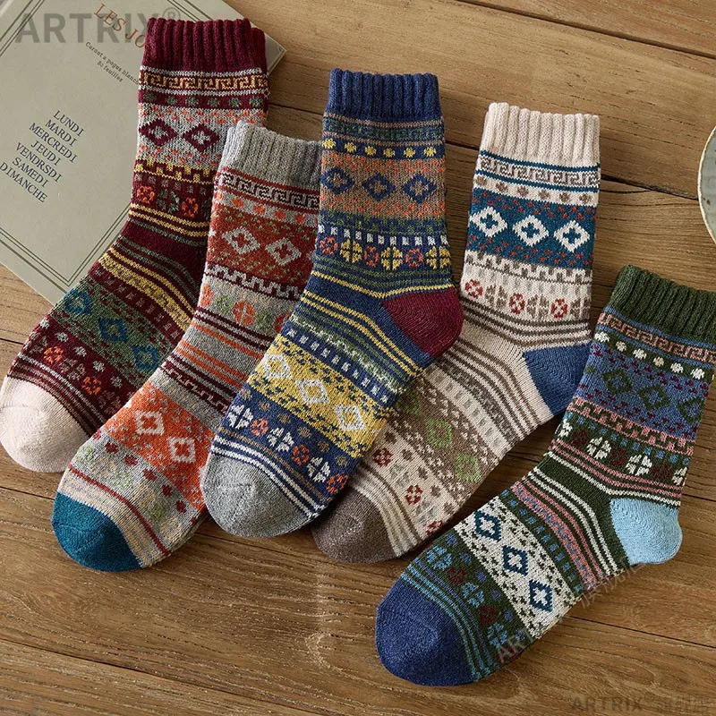 

5 Pairs/Lot Pack Men Socks Autumn Winter Snow Thickened Thermal Warm Folk-custom Retro Nordic Style Wool Socks Christmas Gift