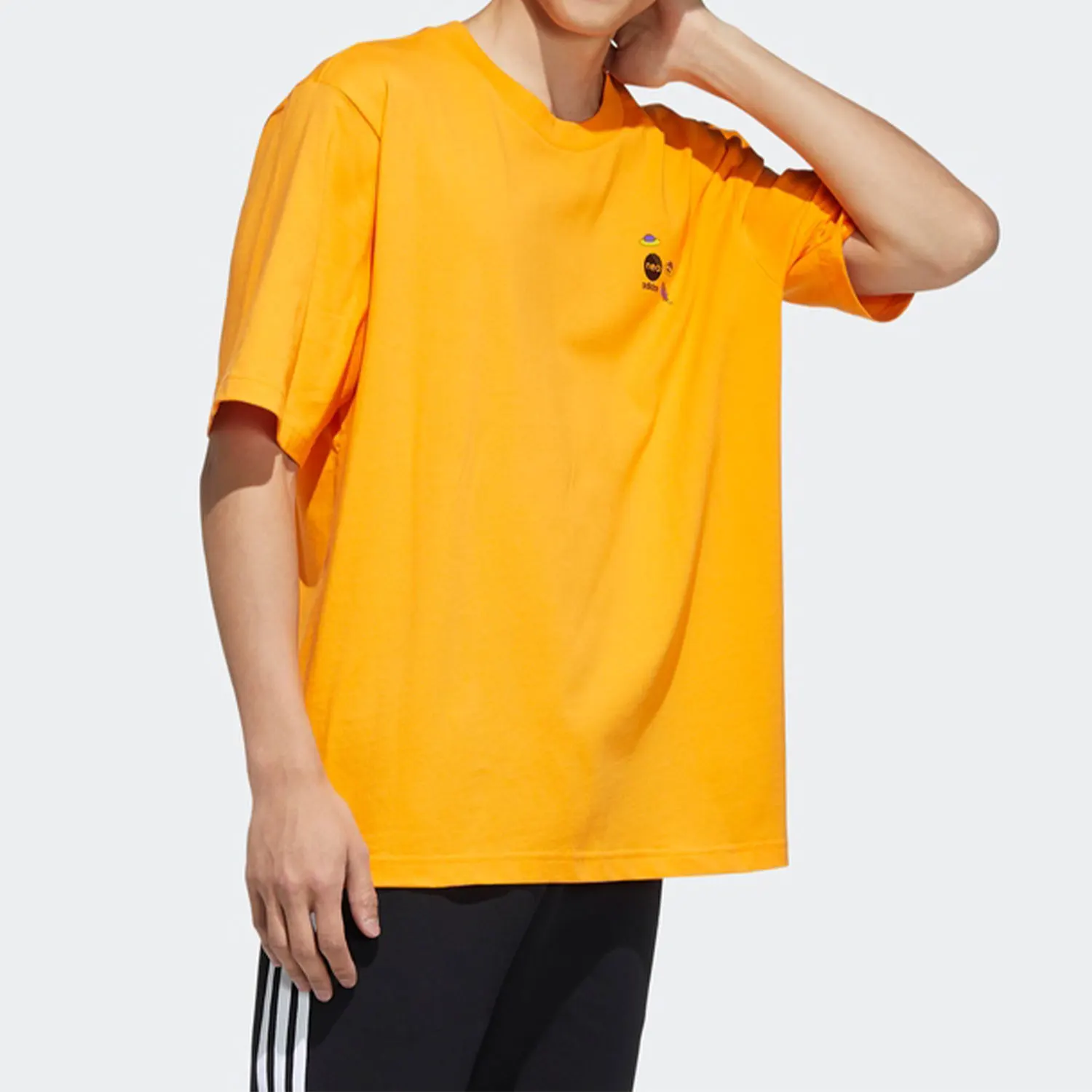 

Adidas Official Genuine Neo Unisex Пара Новая весенняя спортивная футболка с короткими рукавами HC9749