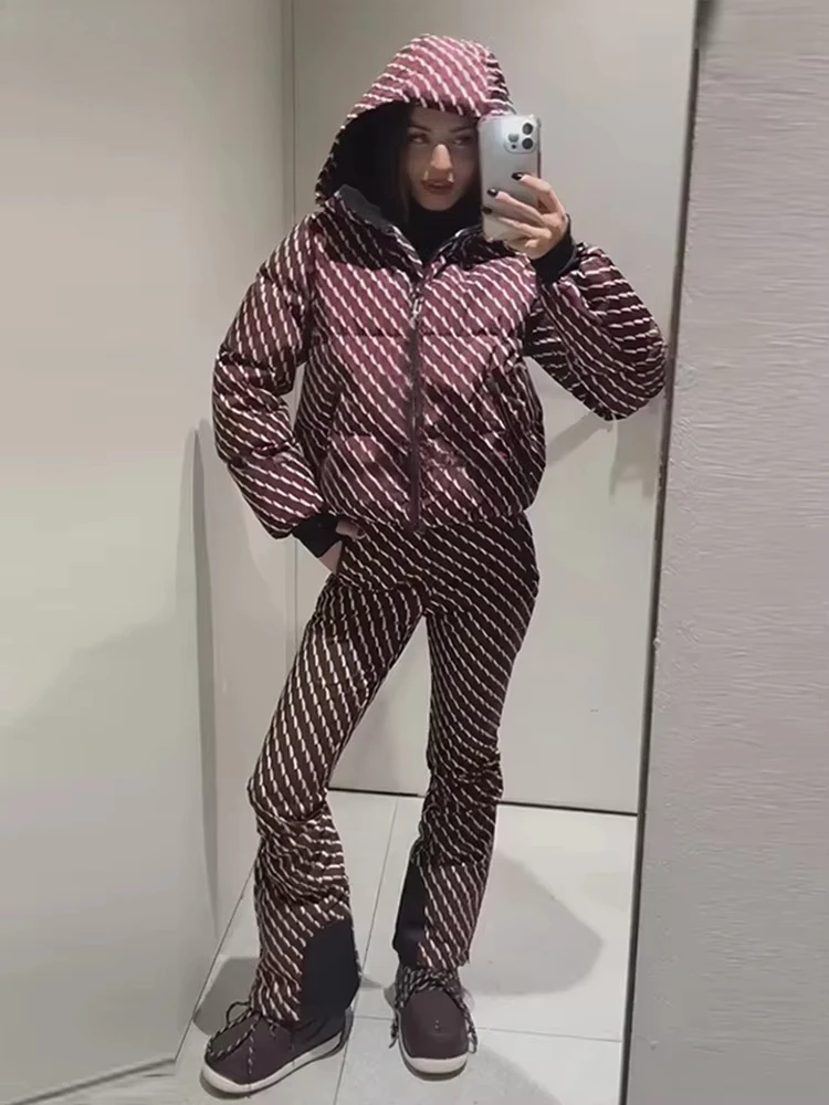 Fashion Striped Ski Suit Women's Hooded Full Sleeves Zippers Warm Coats High Waist Pants 2026 Winter Winter Lady Tracksuit