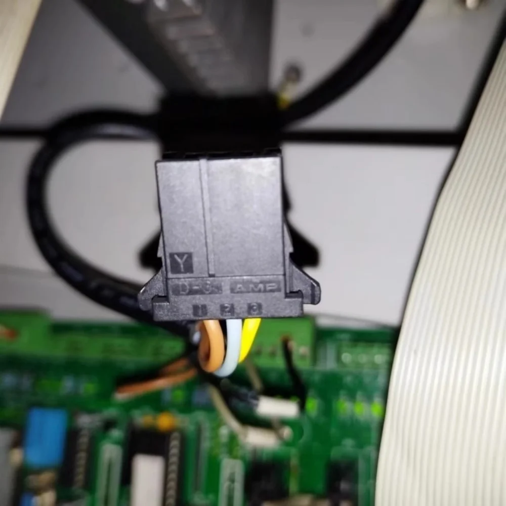 For K1 Fanuc 24V Power Cable CP2 CP1B Mitsubishi M70 Host Power Cable Y Card 3 Holes 3.81 Pitch