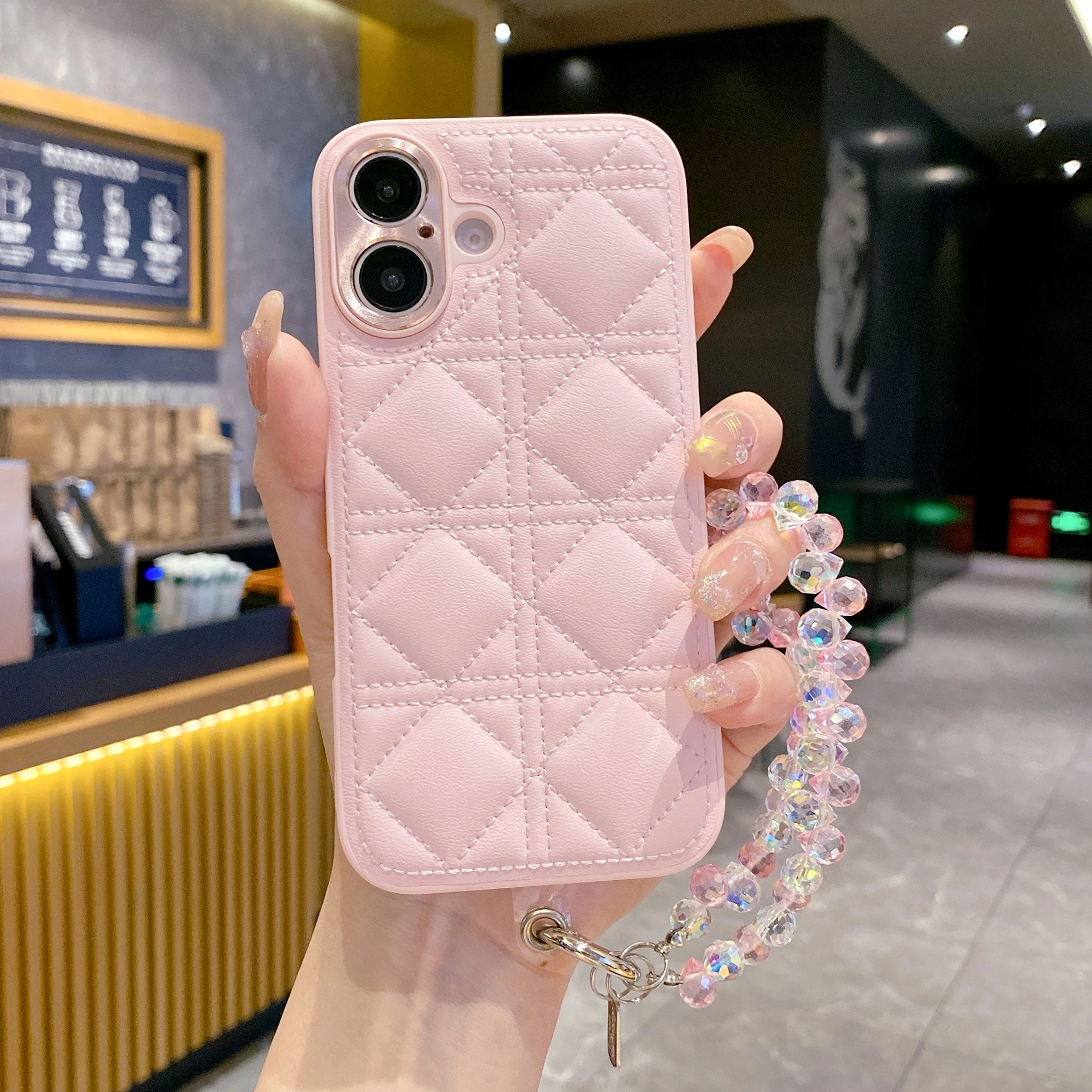 

Fashion 3D Diamond Lattice Leather Texture Down Jacket Case For iPhone 16 Pro Max Solid Color Shockproof Cover For iPhone 16 pro