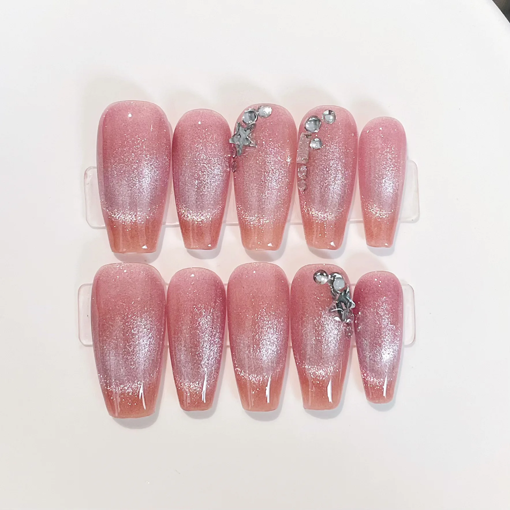 10Pcs Pink Handmade Press On Nails Cat\'s Eye Heart Design Fake Nails Short Round Head Woman Girls Wearable Manicure Nail Tips