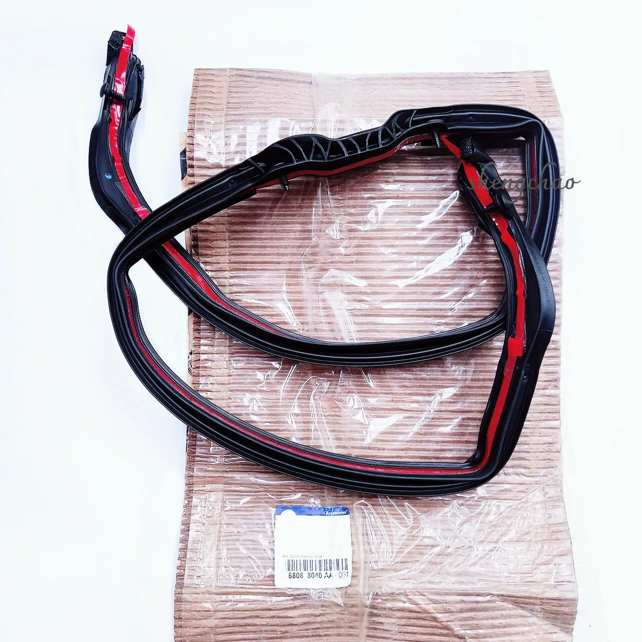 Hardtop Front Sealing Strip (Rear Top Connected To Front Top), 68088040AA, Suitable For: 4-Door ,Wrangler J3, JK, 2011-2019