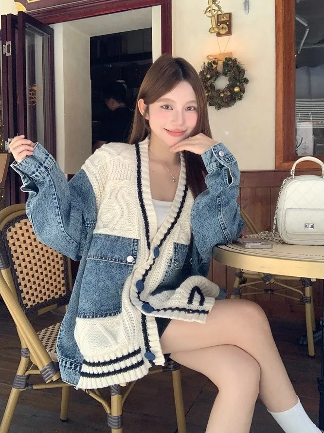 معطف كارديجان نسائي كبير الحجم بنمط الدنيم المرقع على الطراز الرجعي، دافئ وسميك بأكمام طويلة وأزرار، أنيق لفصلي الخريف والشتاء