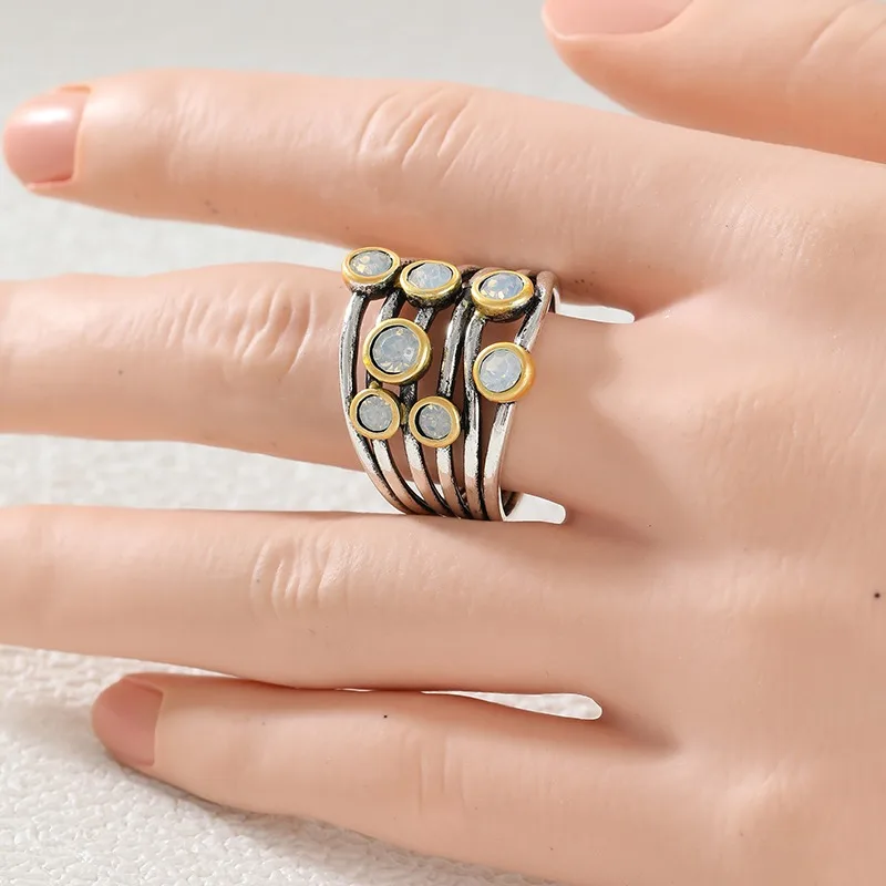 Vintage Inlaid Stone Women's Ring Trendy Two Color Hand Carving Pattern Daily Wear Party Jewelry Anniversary Gift