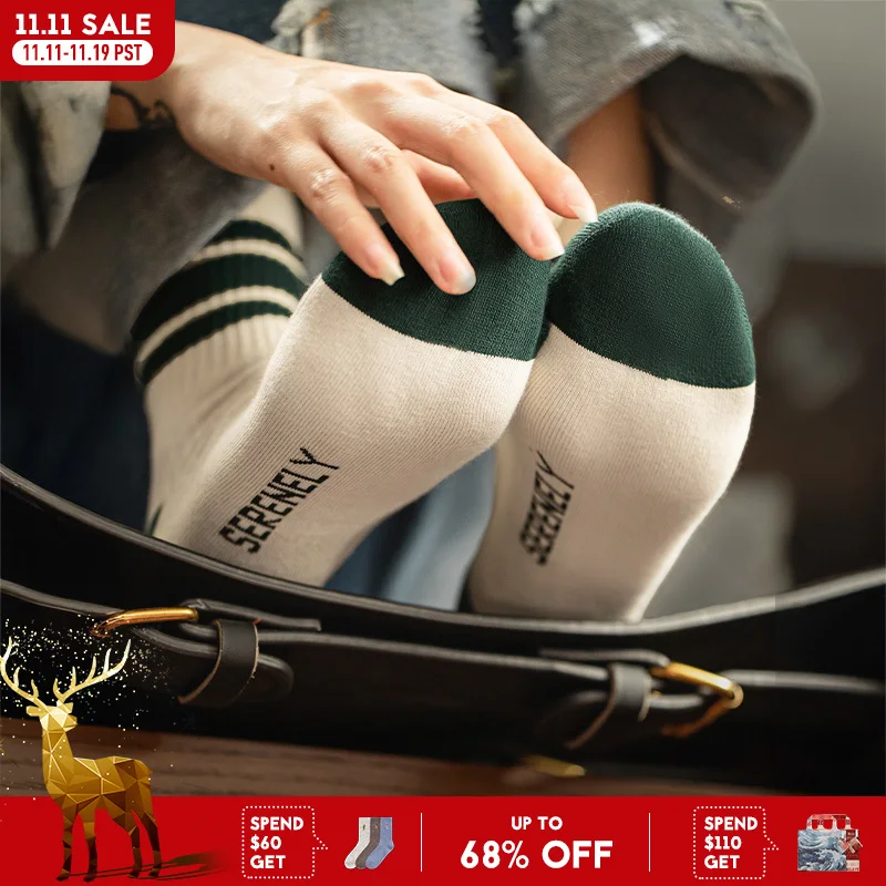 

Maden 4 Pairs Stripe Knit Crew Socks Breathable Contrast Moisture-Wicking Socks Comfort Spring and Fall Women's Vintage Socks