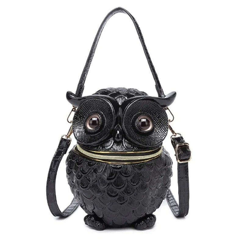 

2024 summer new crossbody hand bill shoulder bag personality owl style hand-embossed women's bag