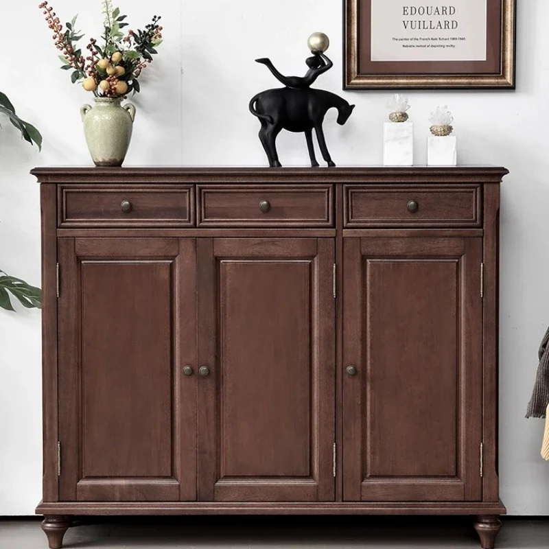 

Entry at the door Three doors Living room Entry porch Storage lockers