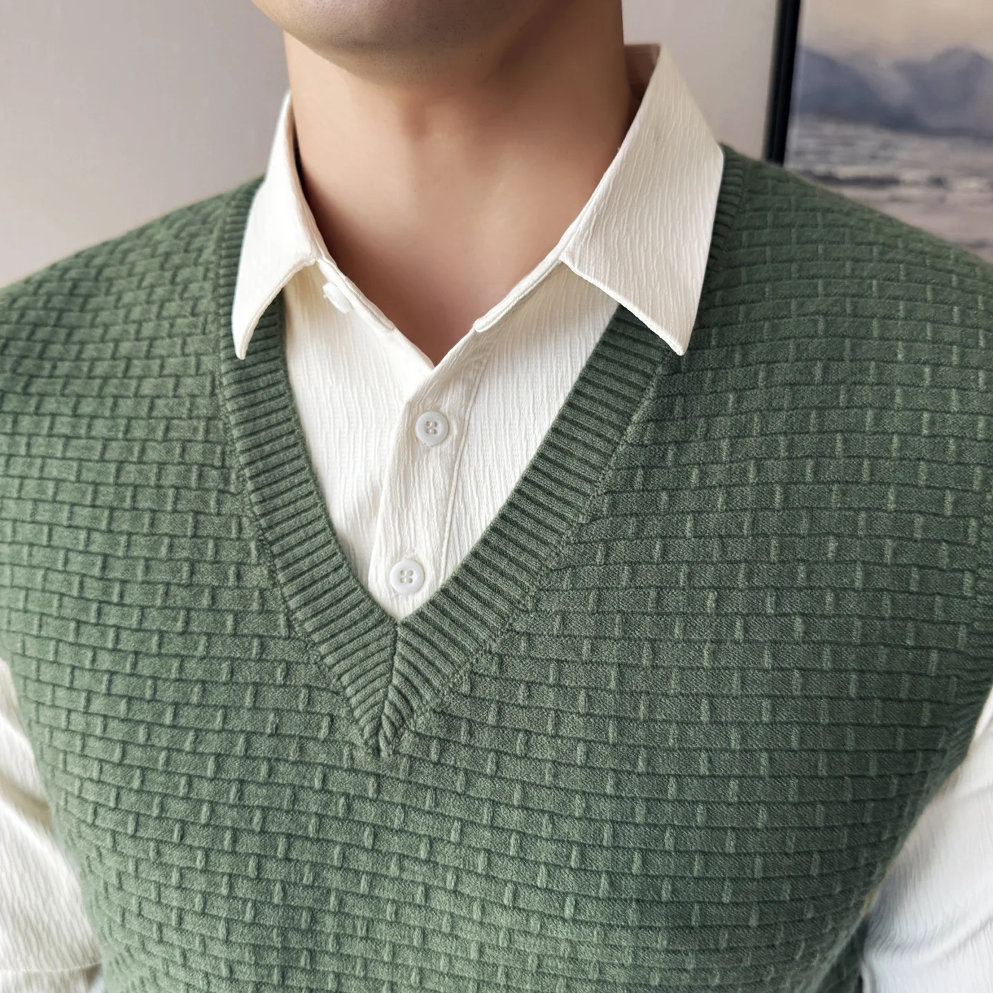 Autumn and Winter Men's V - Neck Knitted  Vest Business Casual Men's Daily Commute Knit Sweater