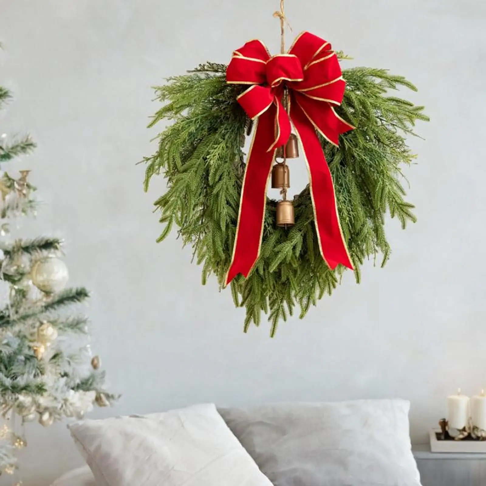 50cm Artificial Pine Christmas Wreath with Bell Front Door Wreath Xmas Wreath for Hotels, Stylish