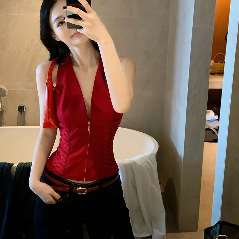 

Versatile Sleeveless Halter Neck Strap Zipper Vest Women Summer New Niche Design Temperament Waist-Hugging Slimming Top