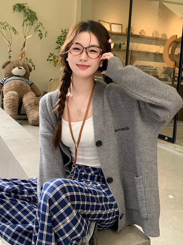 

Ay Вязаный свободный женский свитер, пальто 2025 года, новинка зимы Faion Lazy Sle, высокая чувствительность, эффект похудения, поездка на работу, Корея...