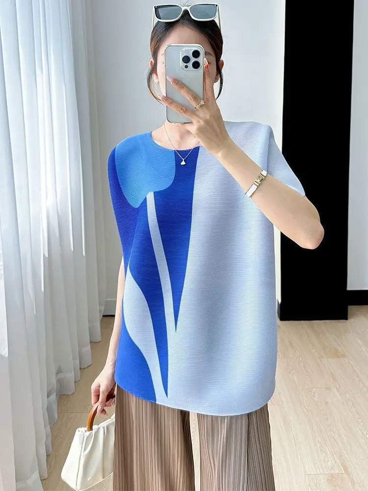 

Printed top women's summer new high-end westernization, age reducing, loose pleated round neck, versatile short sleeved T-shirt