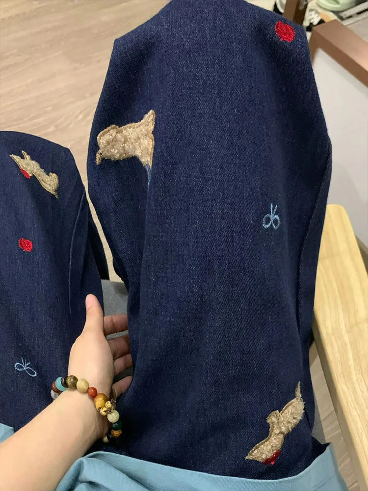 WCFCX STUDIO Vintage Puppy Embroidered Jeans Women Autumn New Casual Wide Leg Trousers Fashion Loose Straight Denim Pants