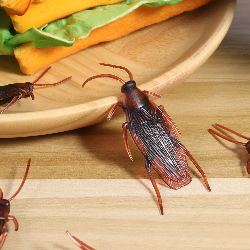 Funny Fake Cockroach Halloween Party Decoration Trick Props Artificial Roach Bug Party Supplies Kids Favor Party Decoration