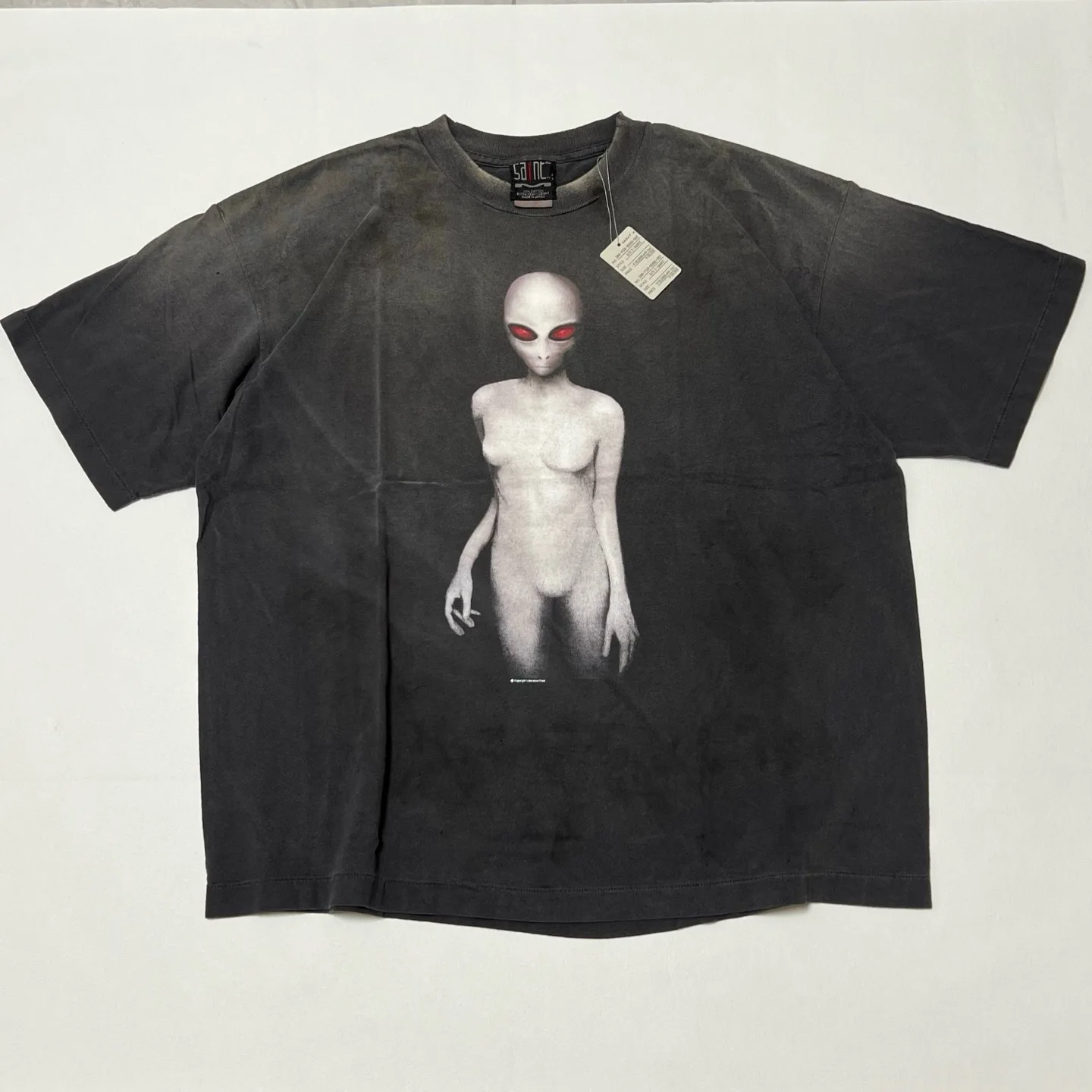 

Новая хлопковая футболка Saint Mxxxxxx с принтом Alien Ghost, круглым вырезом и коротким рукавом, винтажная, в готическом стиле, дышащая