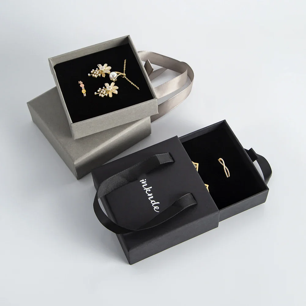 100pcs Custom Beige Jewelry Box Luxury Cardboard Drawer Tote Storage Box with Handle Necklace Ring Earring Box With Your Logo