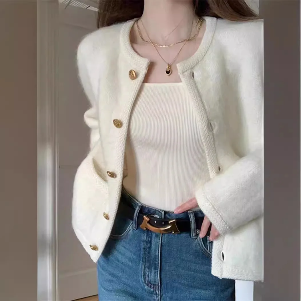 White Cardigan Women Beauty Sweater Coat Tops Korean Style Winter Jumper Fashion Coat Knitted Cardigan Tops Lady Suit