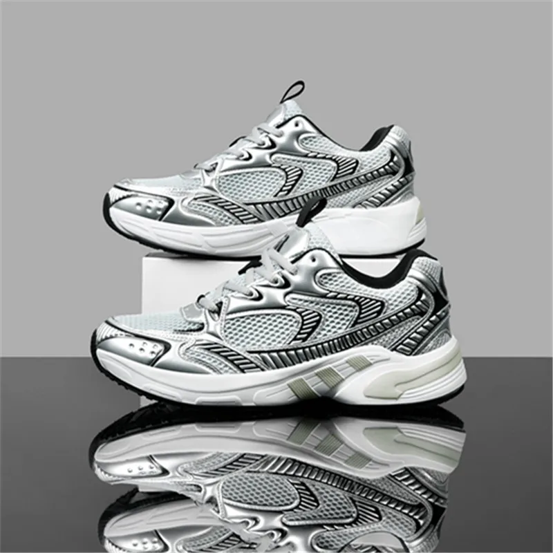 

Men's retro outdoor lightweight sports breathable casual running shoes Fashion shoes Soft soled mesh hiking shoes