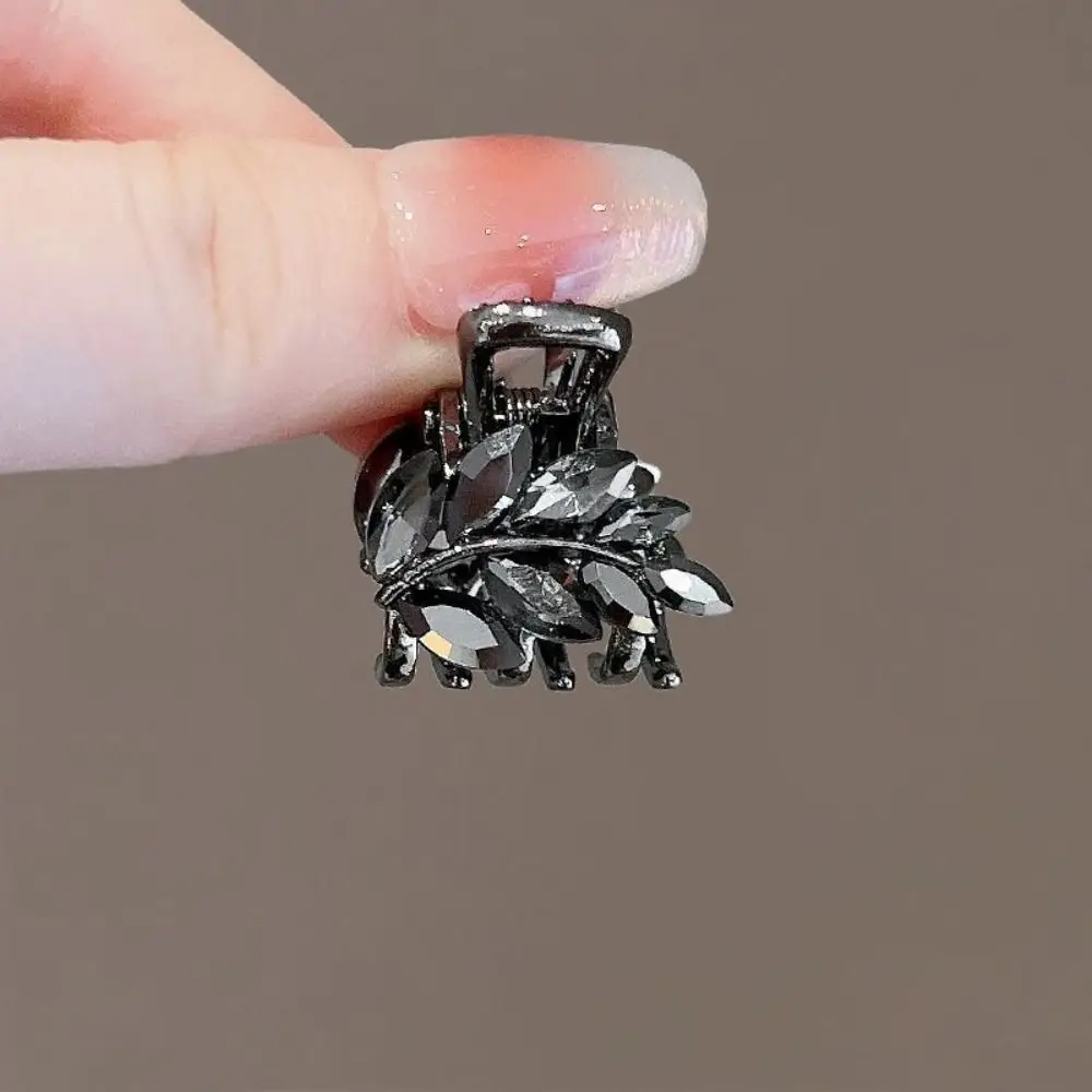 

2024 Alloy Rhinestone Mini Hair Claw Clip Retro Crystal Bow Claw Clip High Ponytail Elegant Headwear Girl Birthday Gift