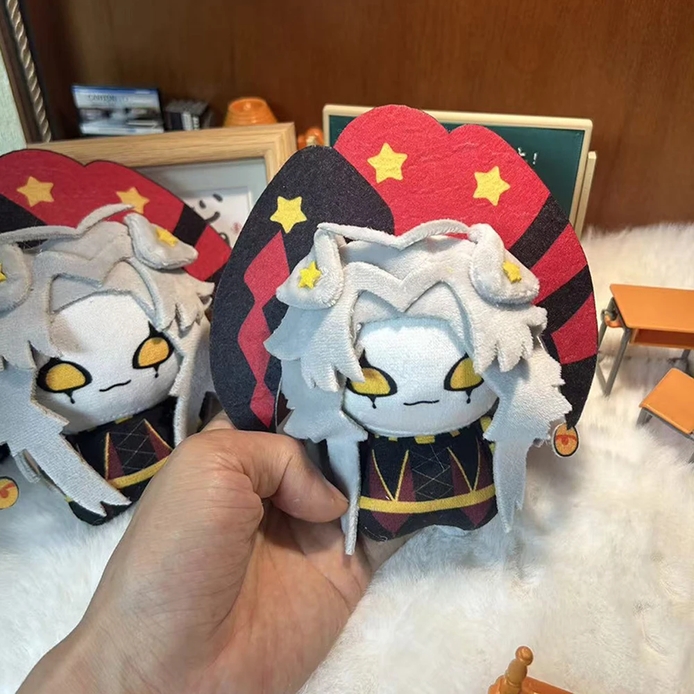 Neueste 12cm große gelbe Augen weinende Cosplay Anime Zirkusfigur Pierrot Cartoon Plüschtier Schlüsselanhänger Game Freak Plüschpuppe