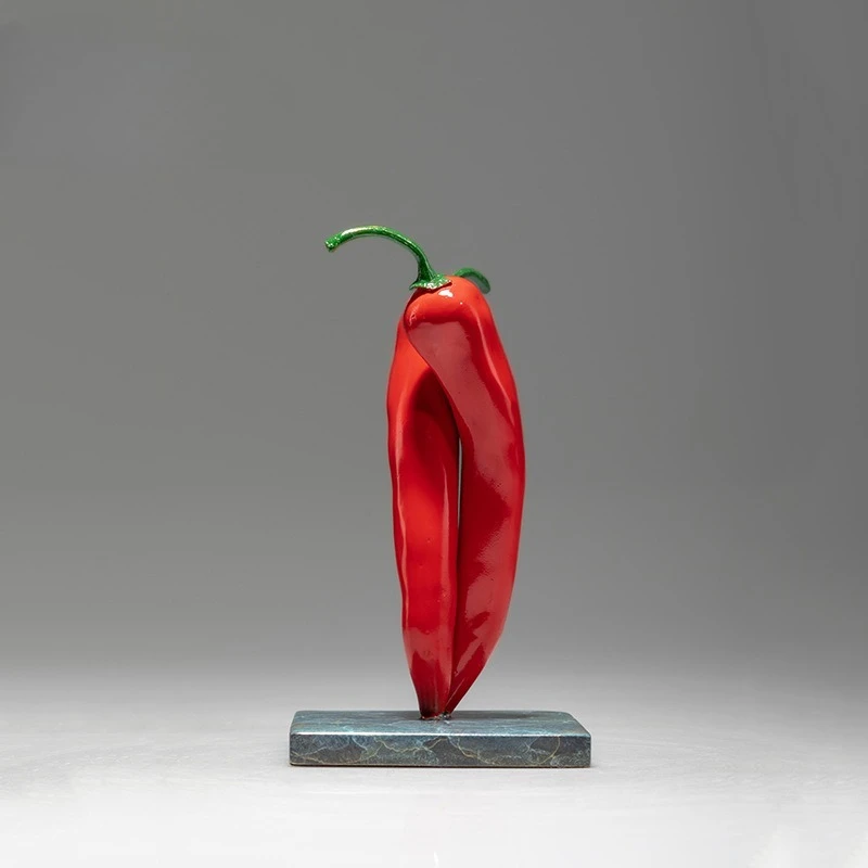 Copper and gold years are prosperous, pepper brass ornament simulation, red pepper copper ornament, plant small pepper
