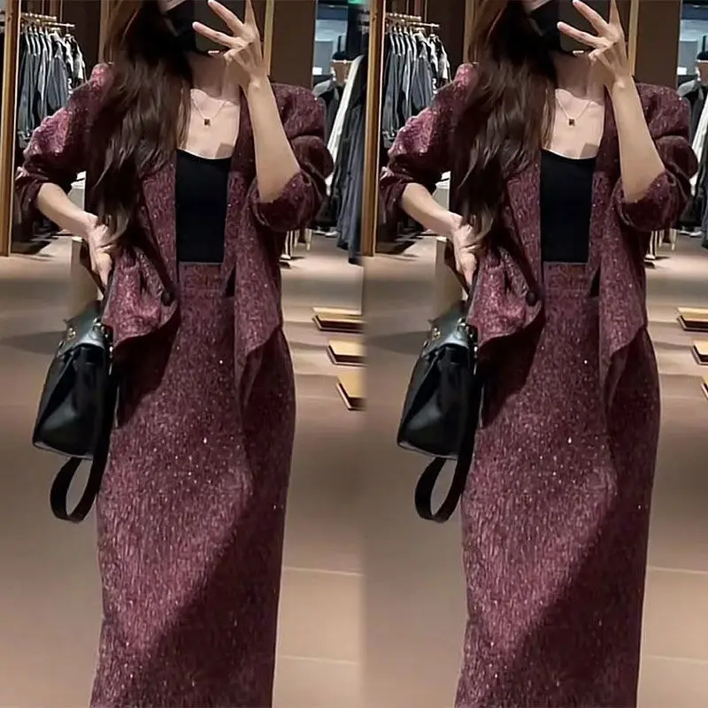 

Весенне-осенний новый тонкий костюм в стиле богини для женщин, уменьшающий возраст, облегающий топ, полуюбка, комплект из двух предметов для женщин