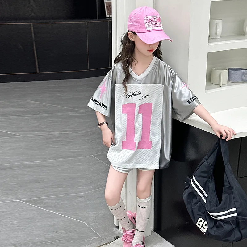 

Girls Summer Set 2025 New Fashionable Girls American Thin Breathable Mesh T-shirt Shorts Two Piece Set Children Clothing