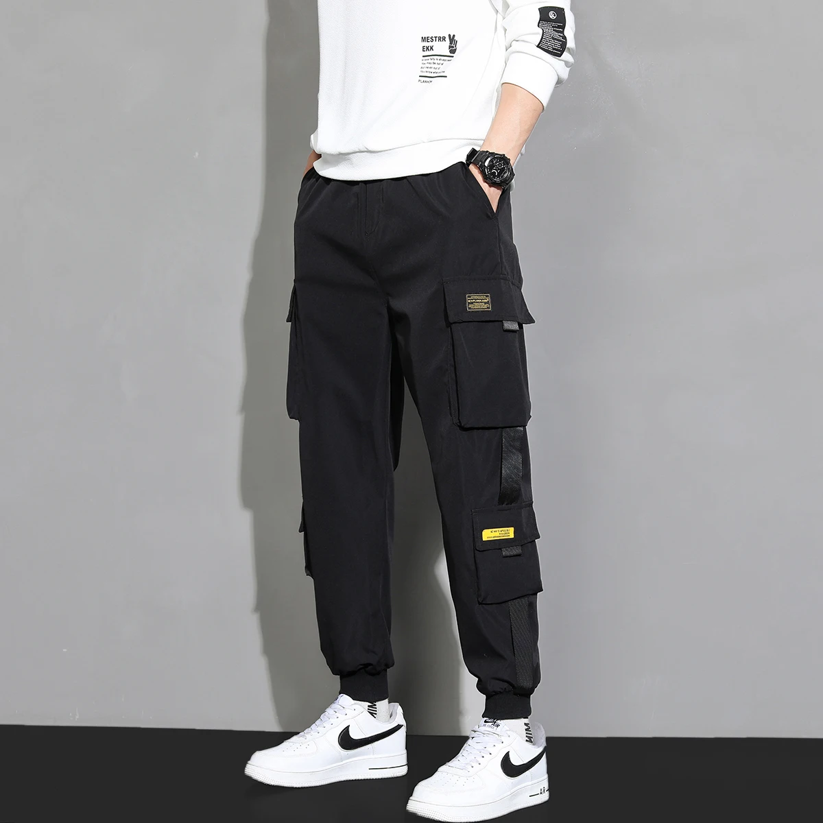 新しいスポーツパンツ、ルーズストレートレッグレッグタイパンツ、複数のポケット付きロングパンツ、男性用ワークパンツ