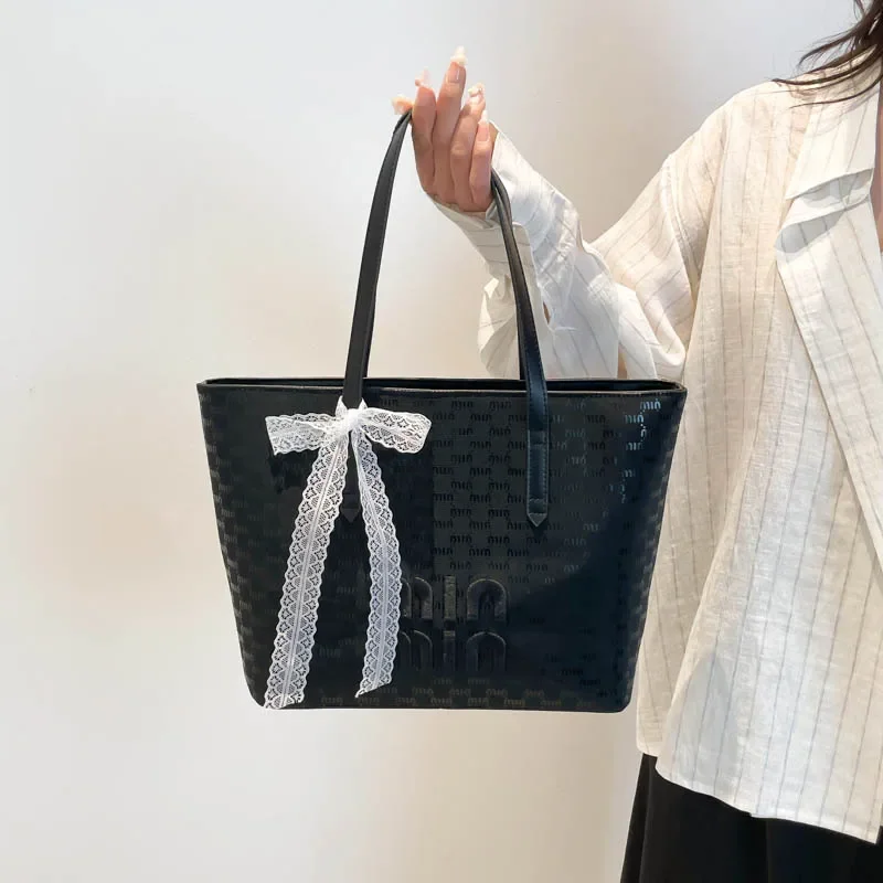 

Famous Designer Ladies Messenger Bag Genuine Leather Shoulder Handbag Crossbody Luxury Brand Popular Classic Elegant