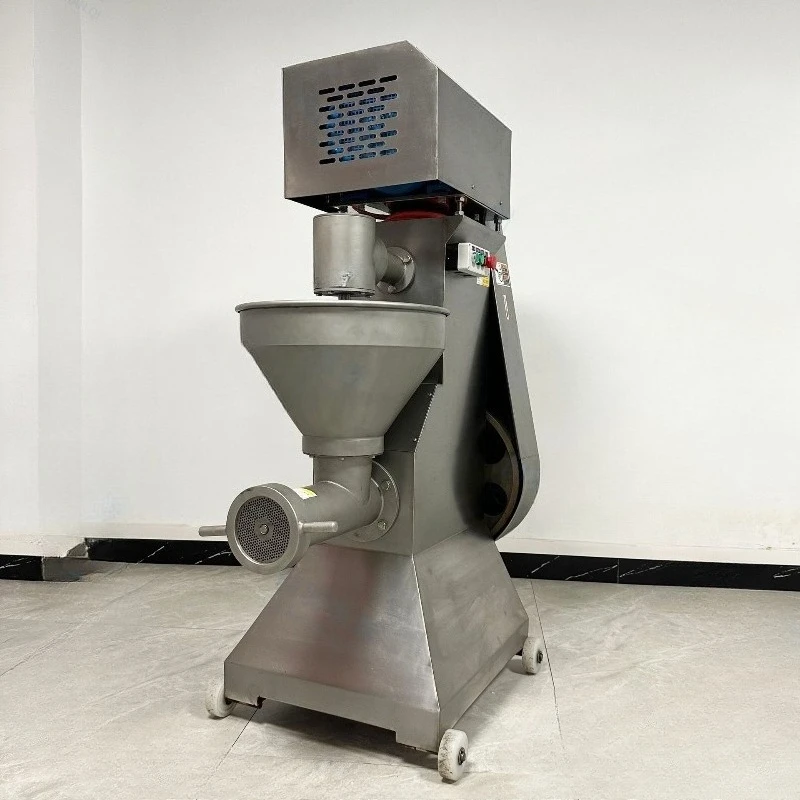 Large ripe carrot fruit and vegetable mashing machine loquat potato taro yam sweet potato mashing machine