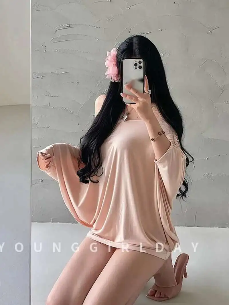 

Pure Desire Thin Style T-shirt 2024 Women's Summer Sexy Off Shoulder Bat Sleeves Loose Medium To Long Sun Protection Top 325Q