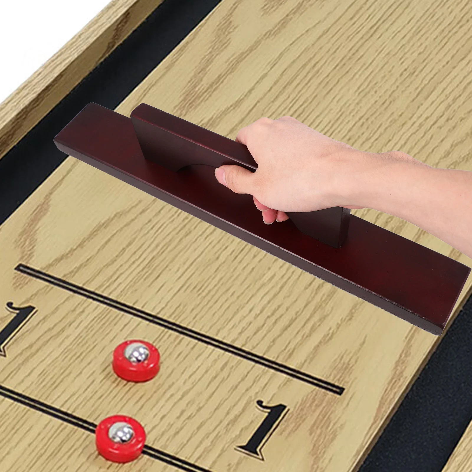 

Щетка для чистки стола для игры в шаффлборд с ручкой из массива дерева для удаления песка и шайб. Высококачественное исполнение. Простой в уходе. Аксессуар для стола.