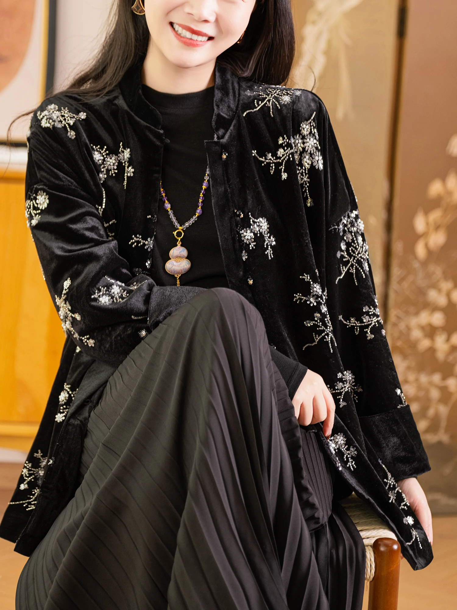 

Ele Velvet Jaet Pearl Embroidery Loose Fit Simple Sle Chinese Sle Women's Outerwear Spring Season Long Sve Butto...