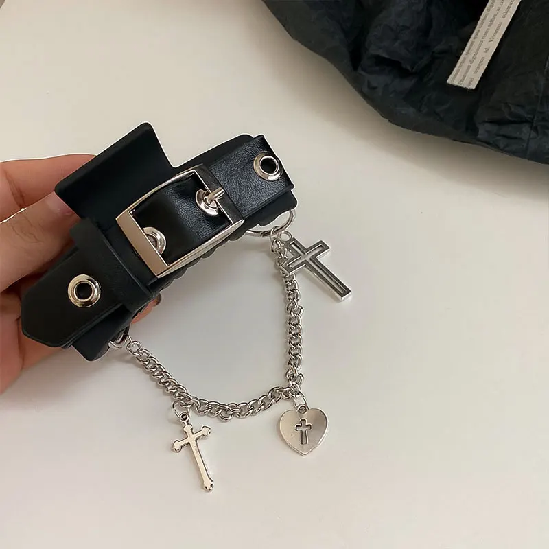 2023 Punk Leather Cross Hair Claws for Women Cool Girls High Quality PU Leather Metal Chain Hair Crab Headdress Hair Accessories