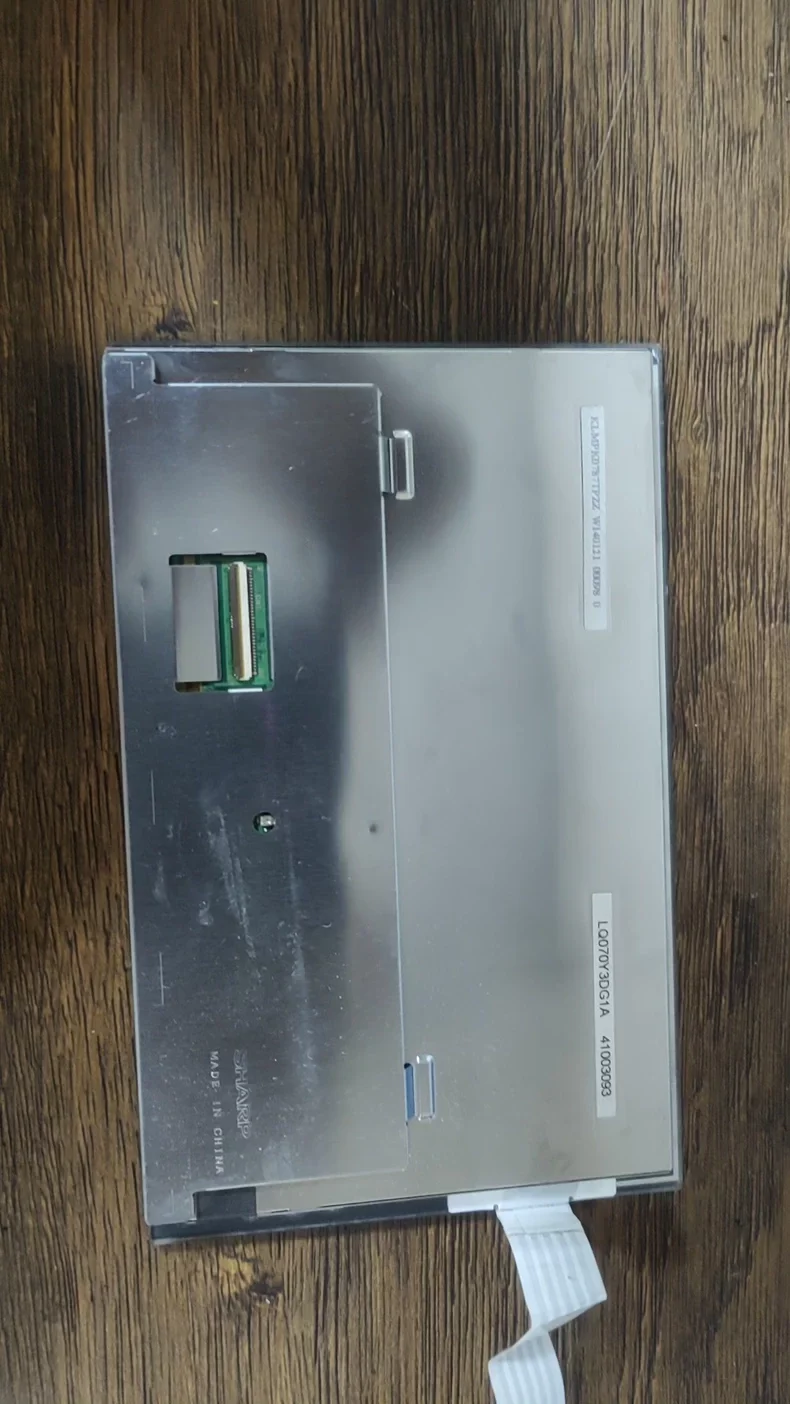 

7-inch LQ070Y3DG1A Lcd Screen Test normal before sending
