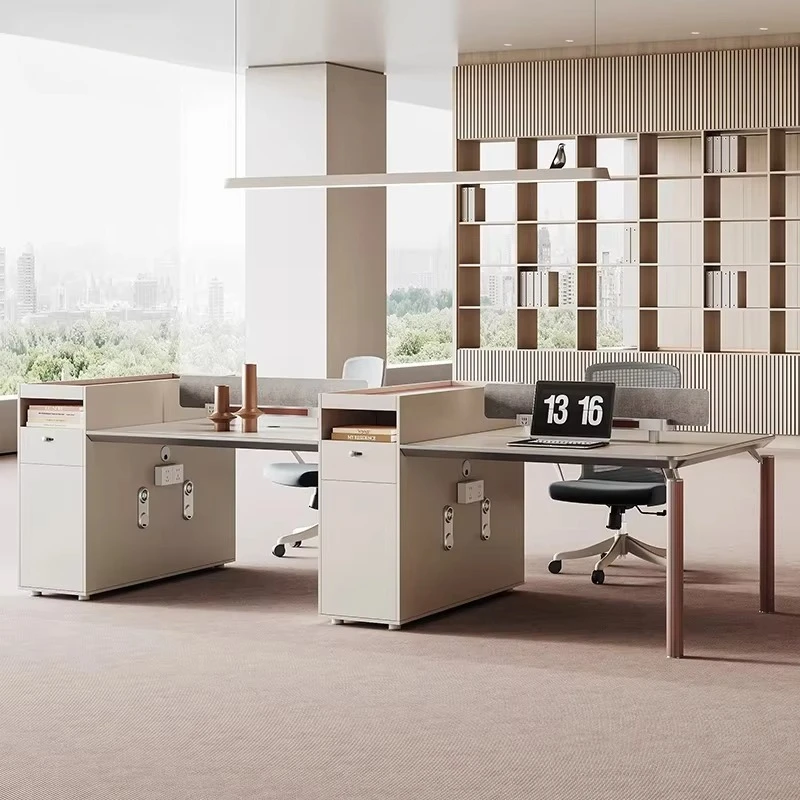 

Офисные столы для персонала оптом: новый дизайн и рабочая станция на 6 мест