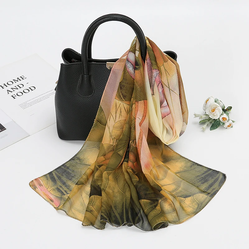 Chiffon-Schal mit Lotus-Aufdruck, modischer, leichter Halstuch für Damen, Sommer-Hals-Sonnenschutz, Seidenschal, 150 x 50 cm – Detail 6