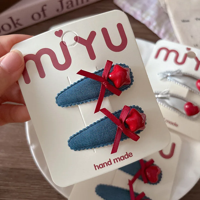 

2 шт. красные заколки-звездочки для детей, джинсовые, серебристые, кожаные, для челки, боковые заколки для девочек, детские заколки для волос, аксессуары для волос